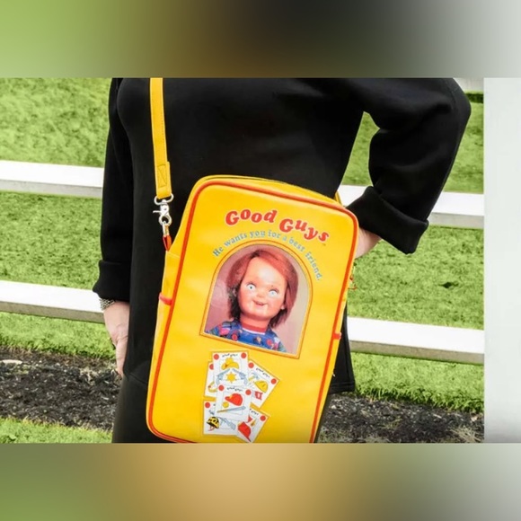 Official Child's Play 2 Good Guy Doll Chucky Box Dual Crossbody Backpack - NWT - Picture 2 of 12